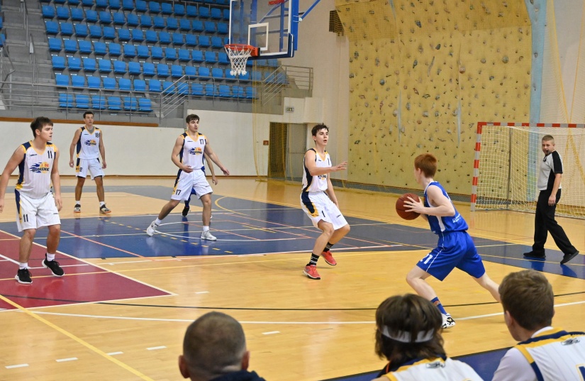 1.BK Humenné - MBK Karlovka Bratislava 74:59