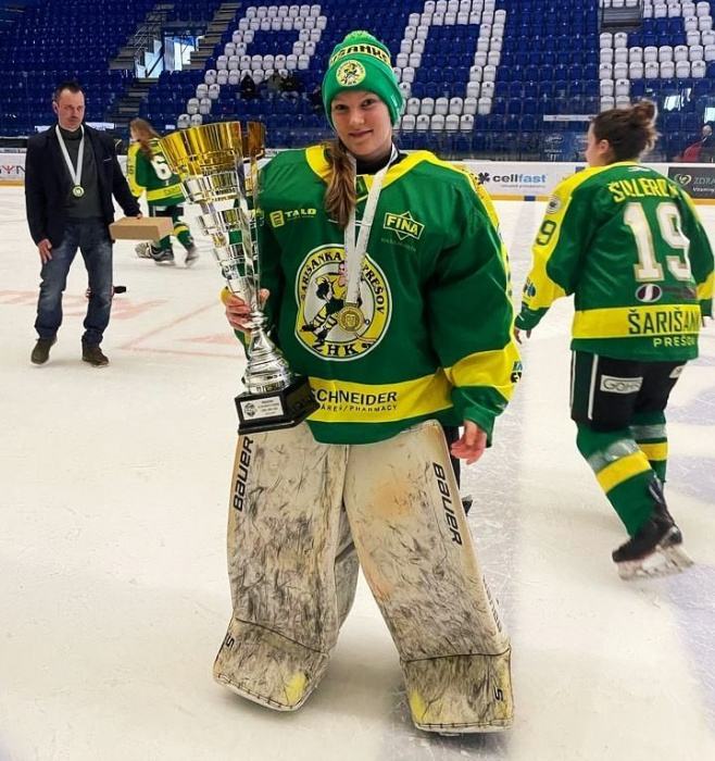 Nina Chovancová, majsterka SR v hokeji (Šarišanka Prešov)