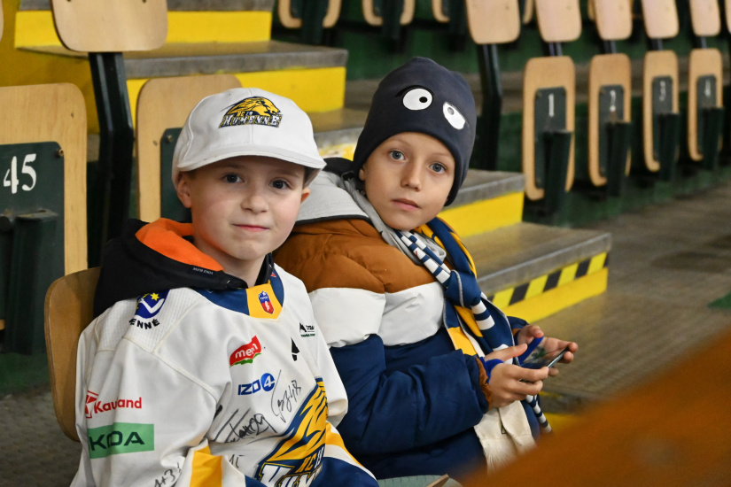 HC 19 Humenné - TEBS Bratislava 5:3