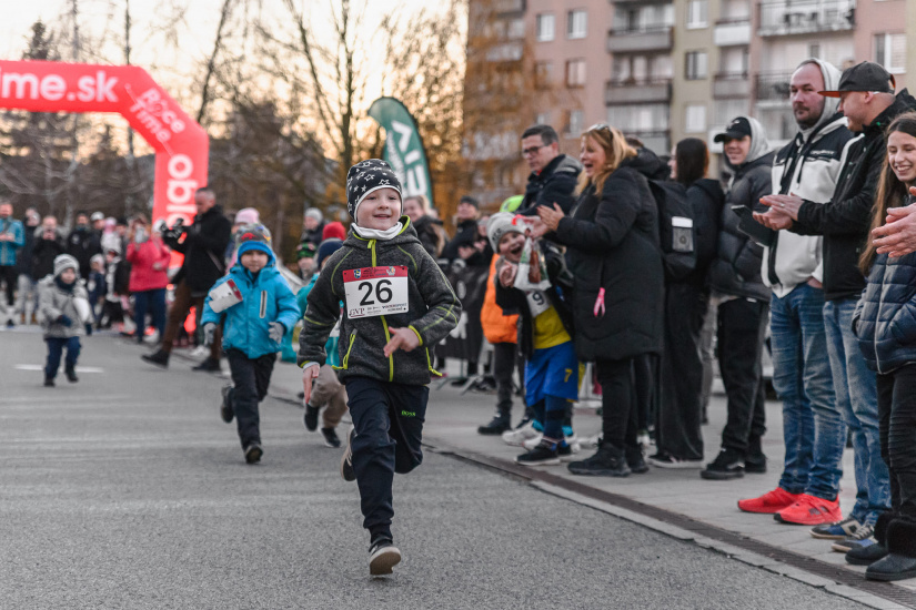 Parádny nočný beh 2024