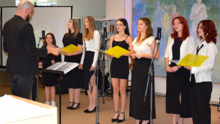 Koncert spevákov Via arto - Mládežnícky spevácky zbor BELLA VOCE